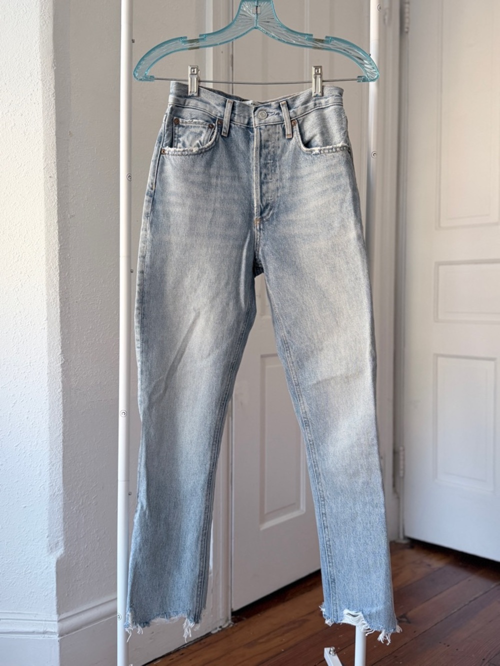 Agolde Light Wash Cropped Ankle Jeans